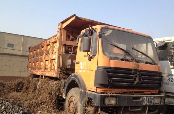 重庆九龙坡报废车回收,车辆报废回收公司